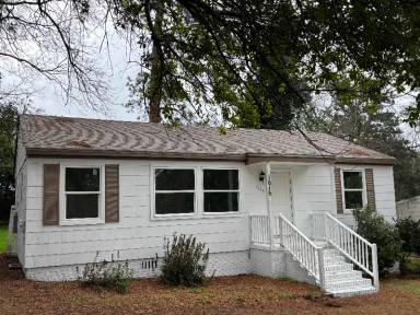 Main picture of 1615 Engle Dr