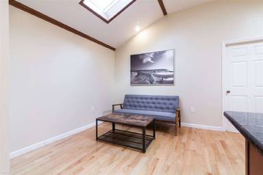 Main picture of 54 Graham St