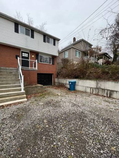 Main picture of 262 Evaline St