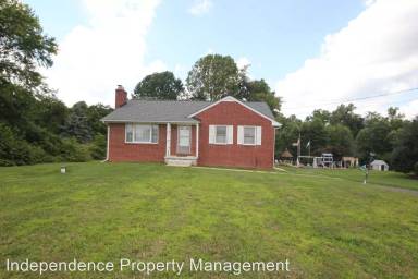 Main picture of 942 Gilbert Rd