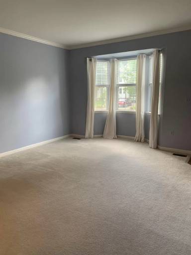 Main picture of 14 Regency Dr