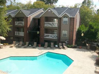 Main picture of N Druid Hills Rd NE
