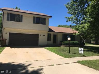 Main picture of 2516 Clayton Blvd