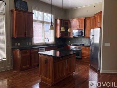 Main picture of 10531 Mission Rd