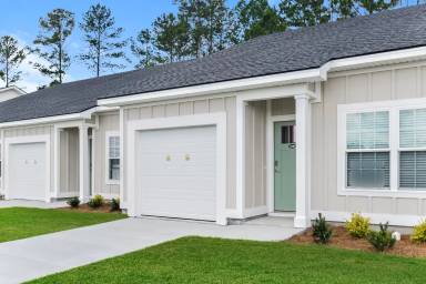 Main picture of 1084 Walker Point Way