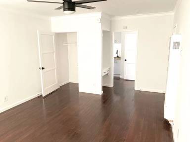 Main picture of 4117 W Adams Blvd