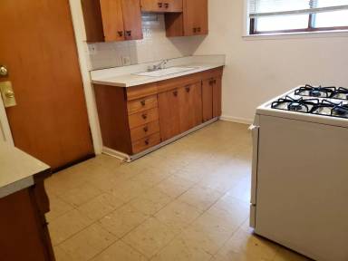 Main picture of 3148 N 39th St