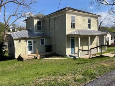 Main picture of 117 Peyton St