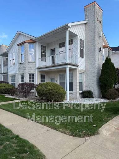 Main picture of 248 Adams Pointe Blvd