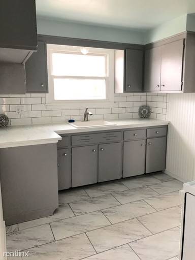 Main picture of 65 Delaney Ave