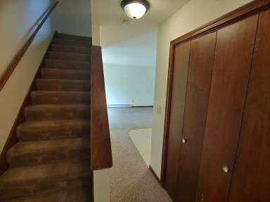 Main picture of 28 Pine Ridge Ct