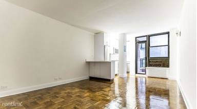 Main picture of 165 E 35th St Apartments
