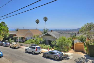 Main picture of 1750 Grand Ave