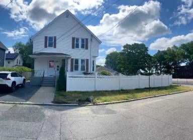 Main picture of 2 James St