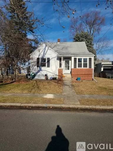 Main picture of 35 5th Ave