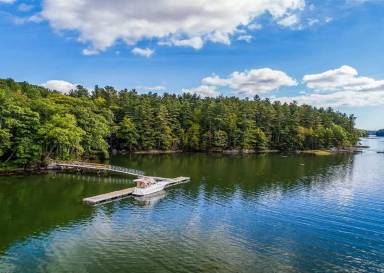 Main picture of 116 Piscataqua Rd