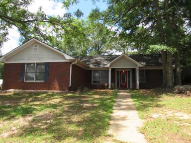 Main picture of 2825 Partridge Ln