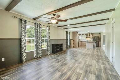 Main picture of 608 S Matlock Ave