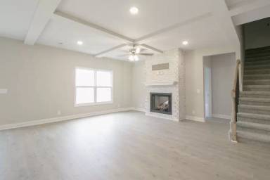 Main picture of 477 Herman Dr
