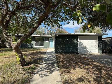 Main picture of 4805 Jo Ann St