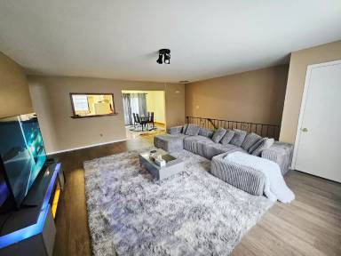 Main picture of 222 Orlando St