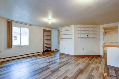 Main picture of 601 N Klevin St