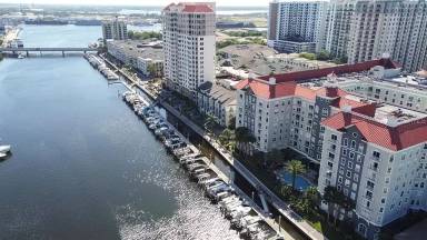 Main picture of Harbour Island LLC
