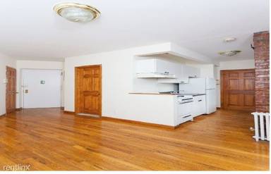 Main picture of 410 E 13th St