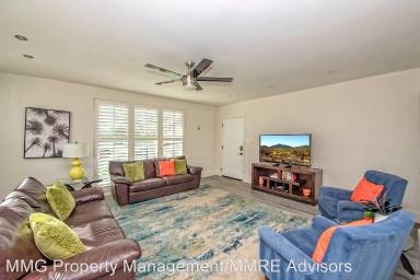 Main picture of 1546 W Windsor Ave