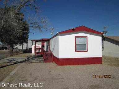Main picture of 618 W 5th St