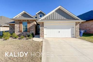 Main picture of 3908 Palmetto Trl