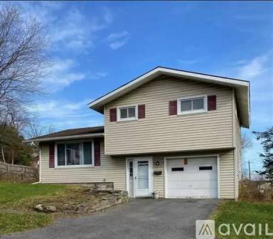 Main picture of 239 Luddington St