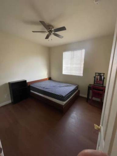 Main picture of 13477 Dellbrook St