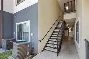 Main picture of 13609 Pinnacle Cir W