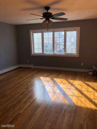 Main picture of 221 Bennett Ave