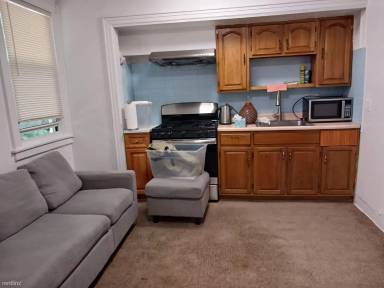 Main picture of 2134 E 15th St