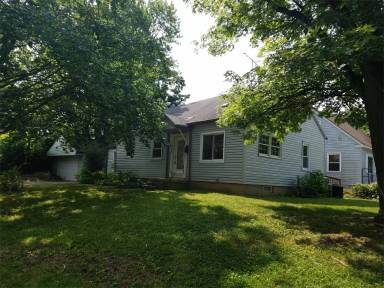 Main picture of 440 Lindenwood Rd