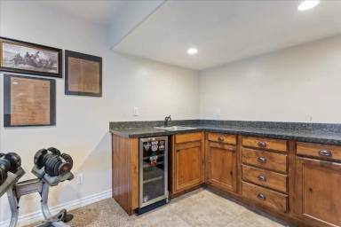 Main picture of 93 N 2775 W