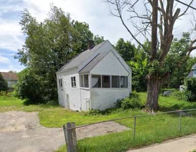 Main picture of 10 Riverbank Ct