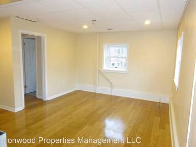 Main picture of 922 Western Ave