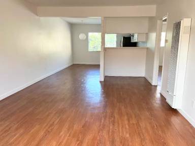 Main picture of 963 Edgecliffe Dr