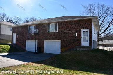Main picture of 5927 Freeman Ave