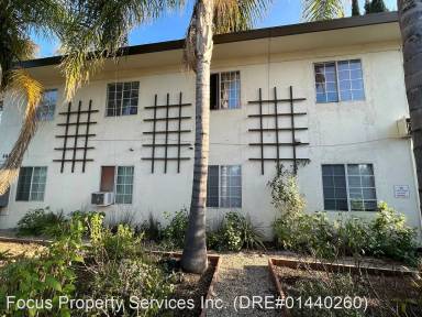 Main picture of 642 N Orange Grove Blvd