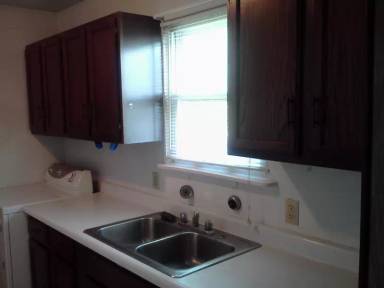 Main picture of 296 Main St