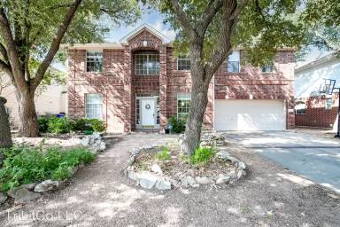 Main picture of 2201 Sharon Dr