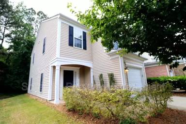Main picture of 7122 Racine Way