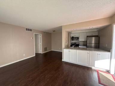Main picture of 802 NW Fork Rd