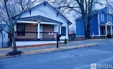 Main picture of 356 Arthur St SW