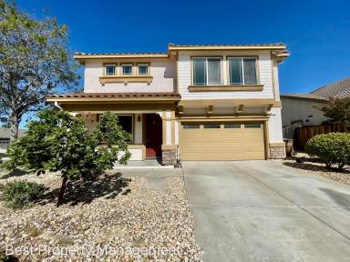 Main picture of 10 Leila Ct