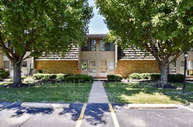 Main picture of 6115 Island Dr NW